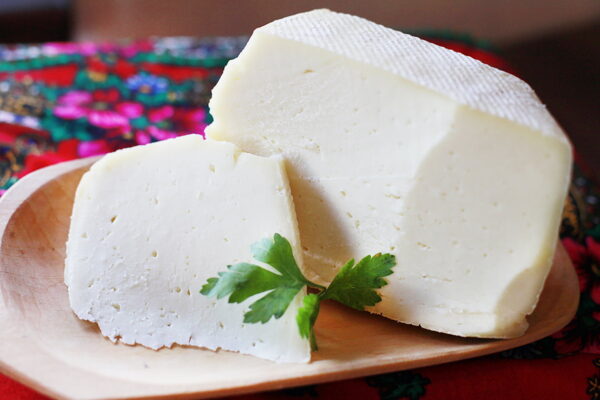 Branza de vaca    per/kg
